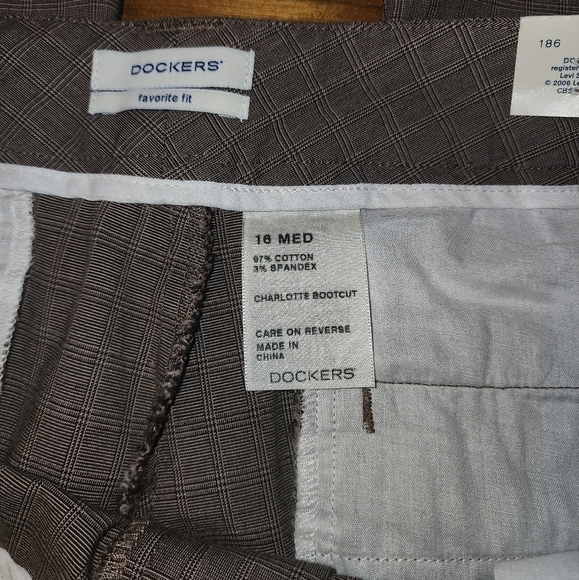 DOCKERS Favorite Fit Mid-Rise dress pants​ - Picture 8 of 10